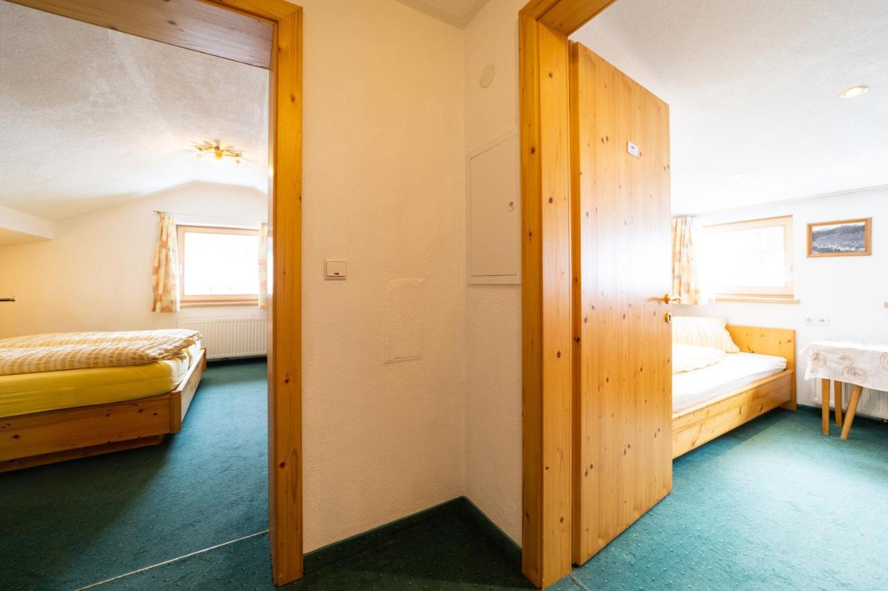 Haus Rosmarie Appartement Sankt Anton am Arlberg Buitenkant foto