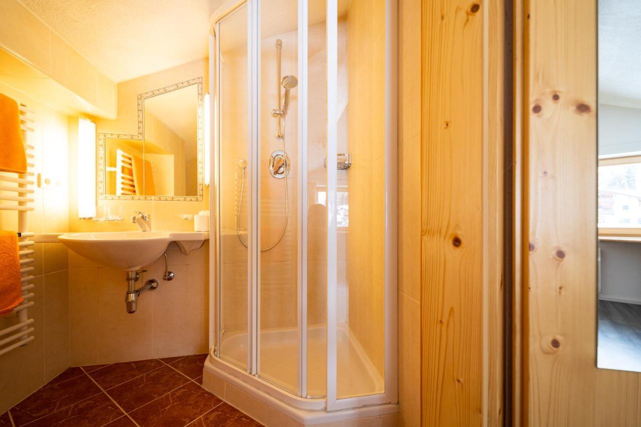 Haus Rosmarie Appartement Sankt Anton am Arlberg Buitenkant foto